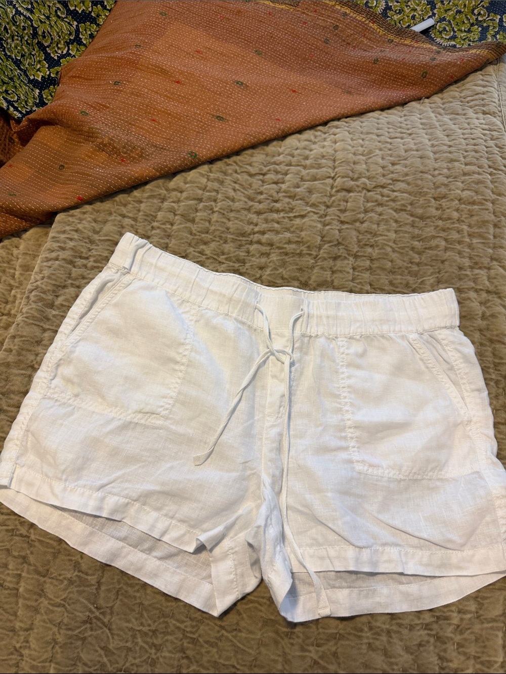 Caslon Women's White Linen Drawstring Shorts